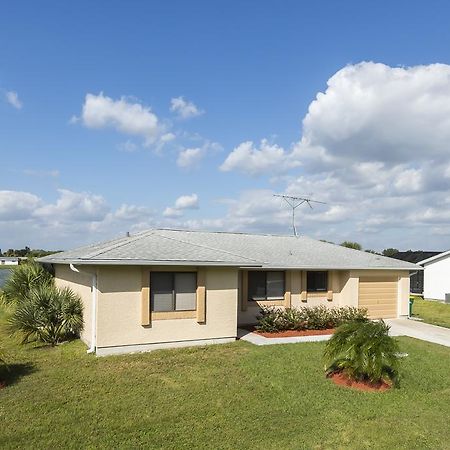 Lilsis By The Lake Port Charlotte Exterior photo